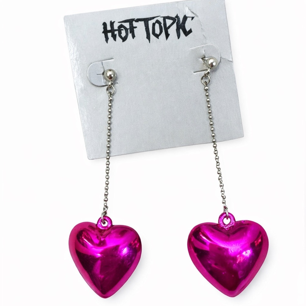 Hot Topic Pink Heart Dangle Earrings Metallic Y2K Goth Statement NWT